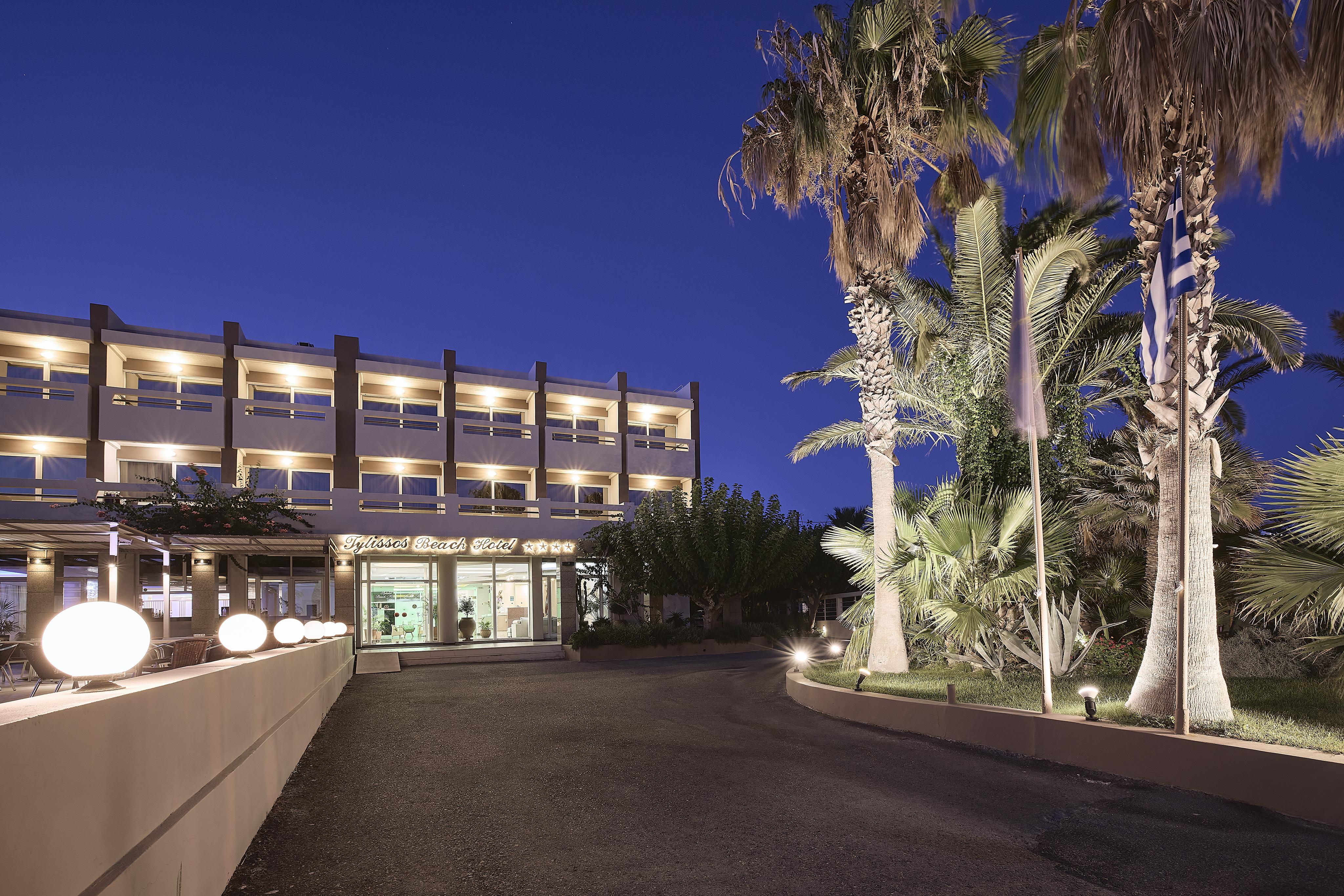 Tylissos Beach Hotel - Adults Only Jerápetra Kültér fotó