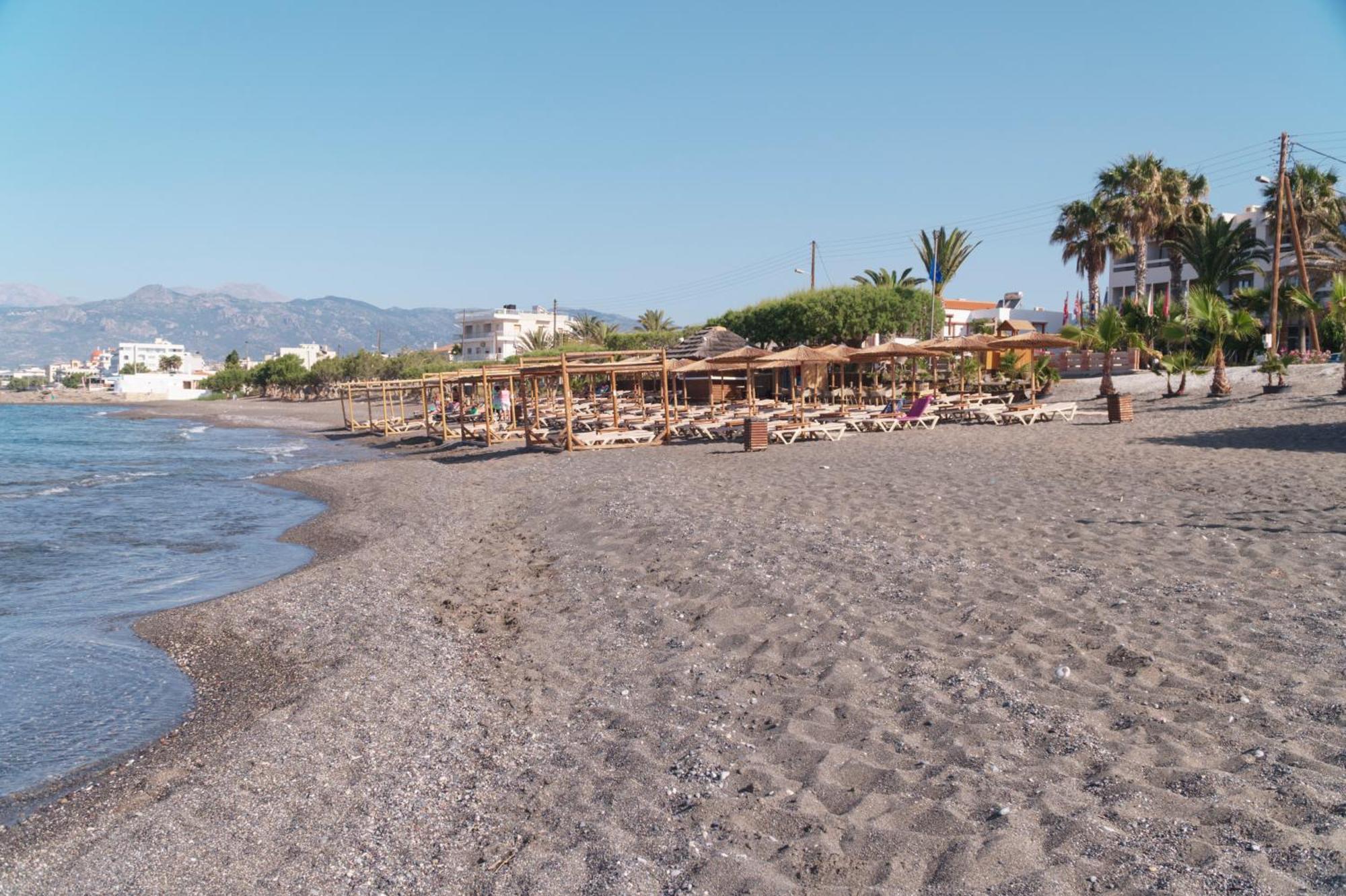 Tylissos Beach Hotel - Adults Only Jerápetra Kültér fotó